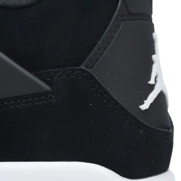 Jordan 4 “White Thunder” - Picture 3 of 8